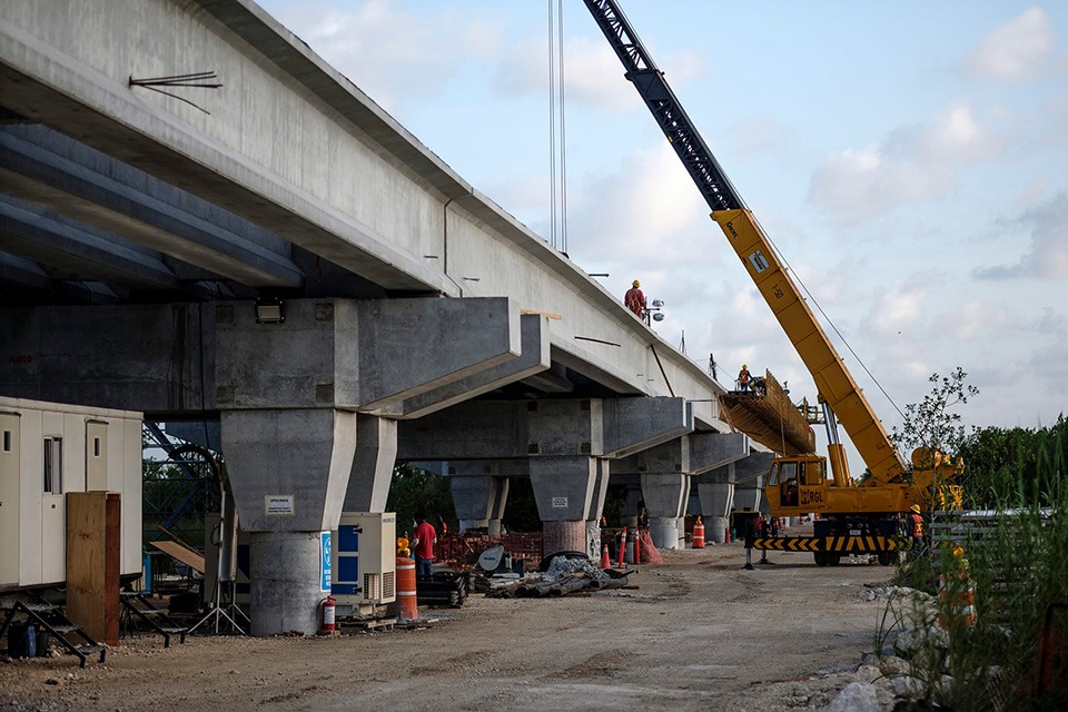 Mara Lezama sostiene que el puente Nichupté estará listo en marzo próximo