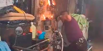 Rescatan a familia ante conato de incendio en Cancún