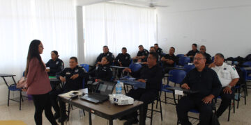 Preparan a policías de Quintana Roo para responder en situaciones de violencia de género