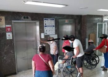 Hay más de 180 elevadores con alguna falla en instalaciones del IMSS, reconoce Zoé Robledo