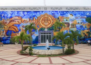 Solidaridad ya tiene galería de arte y libro histórico