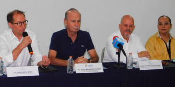Asociaciones hoteleras de Quintana Roo cuestionan iniciativa de derechos de autor del diputado Hugo Alday
