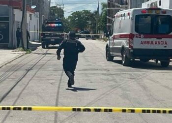 Ataque armada en funeraria de Playa del Carmen deja cuatro heridos