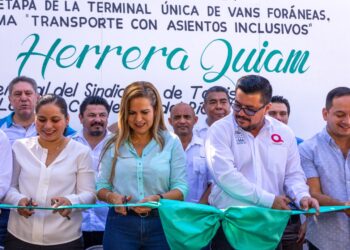 Lili Campos a favor de servicios dignos para usuarios de transporte