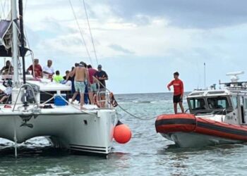 Operativo de rescate exitoso: turistas rescatados por elementos de la Décimo Séptima Zona Naval en Mahahual