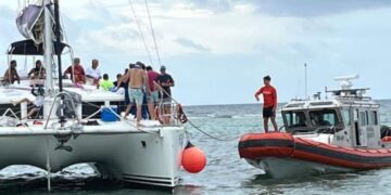 Operativo de rescate exitoso: turistas rescatados por elementos de la Décimo Séptima Zona Naval en Mahahual
