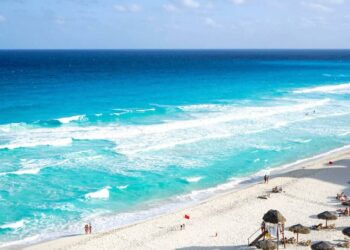 Decretan a playa Delfines como área natural protegida y la blindan de cualquier posibilidad de desarrollo