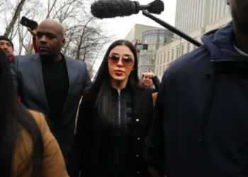 Emma Coronel, esposa de "El Chapo," liberada condicionalmente tras cumplir condena en EE. UU