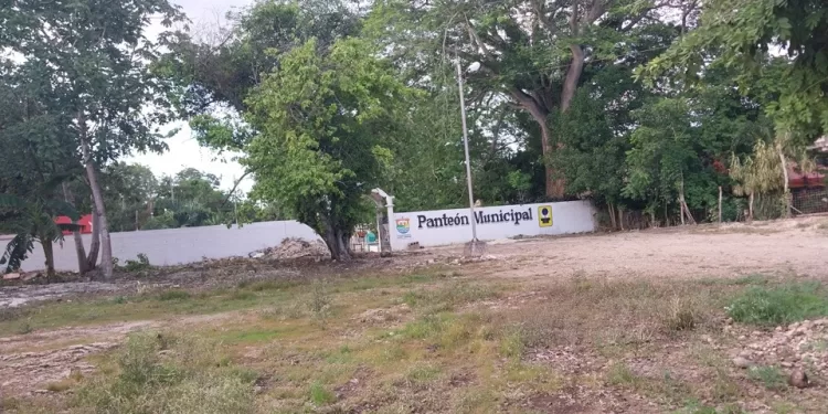 Ampliación de cementerio en Kantunilkin molesta a vecinos