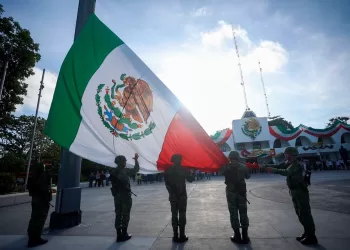 Con espectáculo de drones sustituirán la pirotecnia en la ceremonia del “Grito” en Cancún