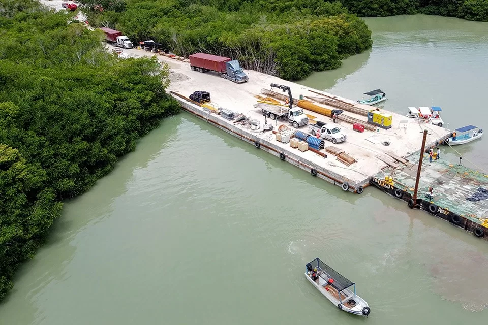 El puente Nichupté es símbolo de desarrollo y sustentabilidad señala Alonso Ovando