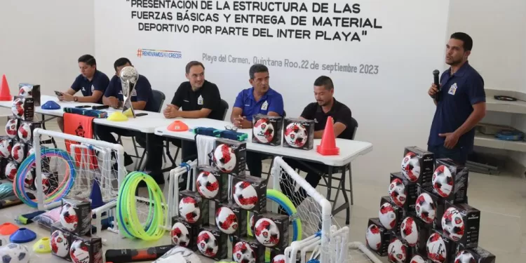 Presenta estructura el Inter Playa de sus fuerzas básicas y entrega material deportivo