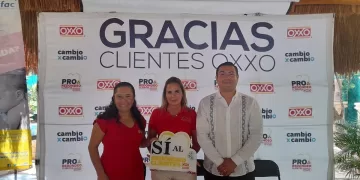 Presentan la campañan redondeo clientes oxxo en beneficio de VIFAC Quintana Roo