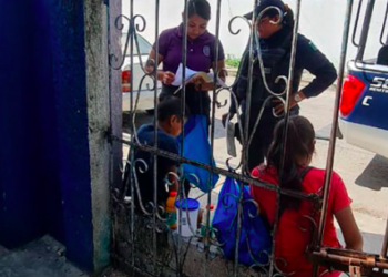 Rescatan a menores maltratados por su madrastra