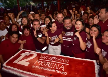 Festejan en Cancún aniversario 12 de la fundación de Morena