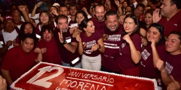 Festejan en Cancún aniversario 12 de la fundación de Morena