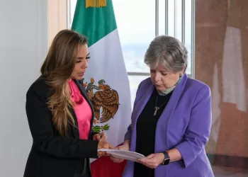 Reportan a 11 quintanarroenses varados por conflicto bélico en Israel
