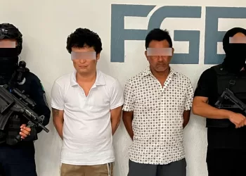 Dos detenidos con droga al ejecutarse un cateo