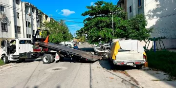 Invitan a denunciar autos abandonados en la vía pública