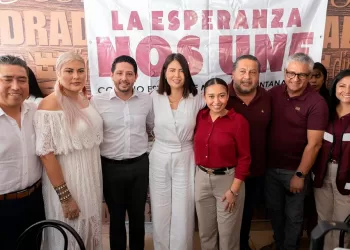 Cambio de sede para encuentro con Claudia Sheinbaum