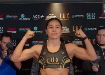 La quintanarroense Andrea Vázquez consigue importante victoria en Lux Fight League 36