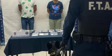 Detienen a un hombre por dispararle a dos personas y capturan a otro par con drogas y balas