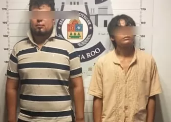 Someten a sujetos que trataban de extorsionar a dueño de establecimiento en Cancún