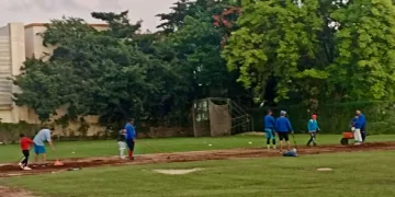 Contribuyen los Tigres a mejorar el campo “Betito” Ávila de Cancún