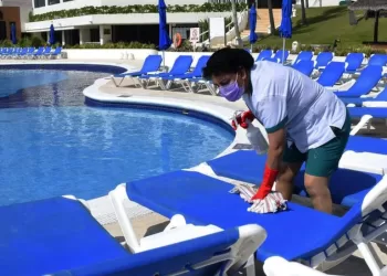 Reducción de la jornada laboral difícil aplicarla en sector hotelero