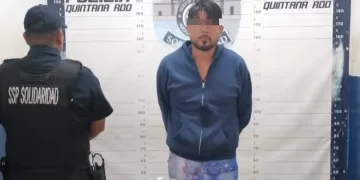 Lo descubren cuando entra a robar ropa en una casa en Playa del Carmen