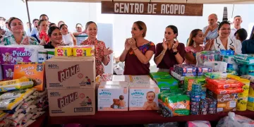 Habilitan en Palacio municipal de Cancún centro de acopio de víveres para damnificados por huracán “Otis”