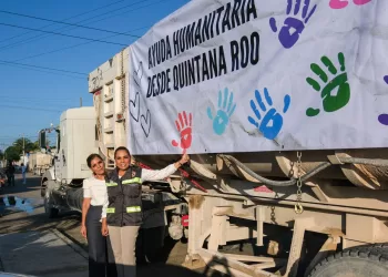 Envía Quintana Roo 50 toneladas de víveres a Guerrero