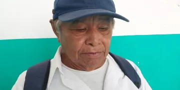 Campesino maya llega a contratar servicio de agua potable y se lo niega la CAPA