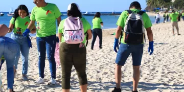 Solidaridad encabezó el evento voluntario internacional de limpieza de costas y cuerpos de agua