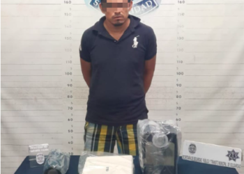 Sorprenden a sujeto vendiendo drogas y a otro por robar una casa en Playa del Carmen