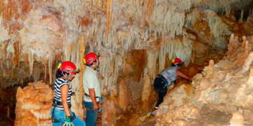 Comunidades mayas de Tres Reyes y Pac Chen sufren por la falta de llegada de turistas