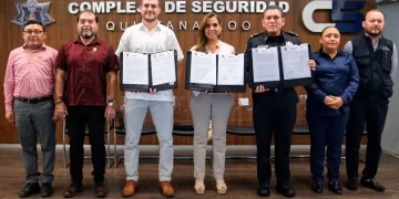 Gobierno de Quintana Roo y UBER firman convenio para incorporar tecnología de seguridad