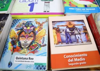 Polémica por libros de texto se ha detenido por el tratamiento de temas, asegura la SEQ