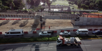 Urge reordenamiento vial en Cancún ante incremento del aforo vehicular