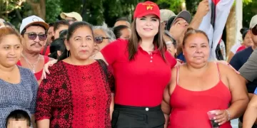 “Puerto Morelos se pintará de rojo”, afirma Fernanda Alvear, la carta del PT a la presidencia municipal