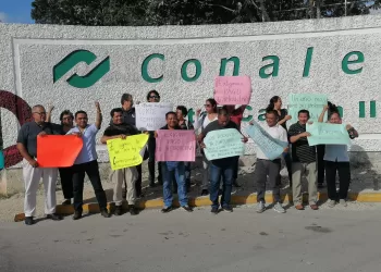 Docentes de Conalep demandan cumplimiento de compromisos laborales