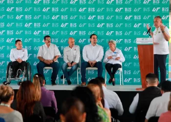 Capacitan a docentes de la Universidad Tecnológica de Cancún en inclusión progresiva