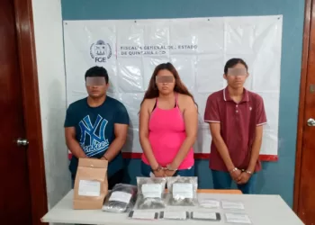 Capturan en Cancún a tres narcomenudistas con varias dosis de drogas