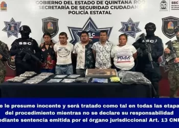 Cinco detenidos con droga, tras amenazar a policías con una subametralladora