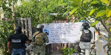 Detienen a tres personas tras cateos en Puerto Morelos y Cancún