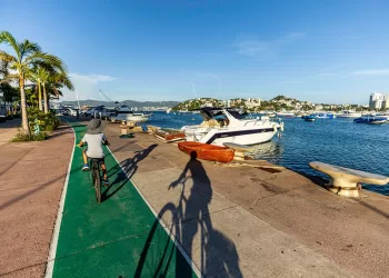 Sorprende sector turístico de Acapulco con reactivación para el cierre de año