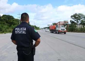 Unidad de Caminos con mayor presencia en las carreteras de Quintana Roo