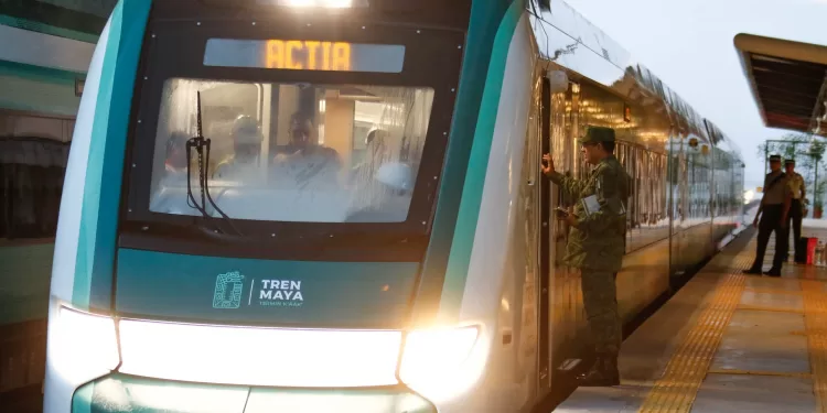 Sorprende a usuarios suspensión temporal de operaciones del tren Maya