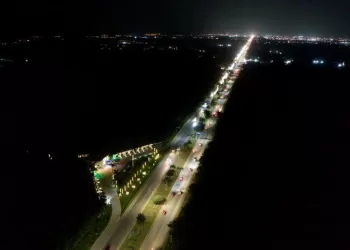 Anuncian rehabilitación de 32 kilómetros de carretera federal en Solidaridad