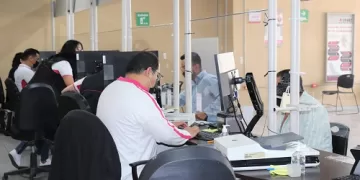 Invitan a renovar INE para no quedarse sin votar